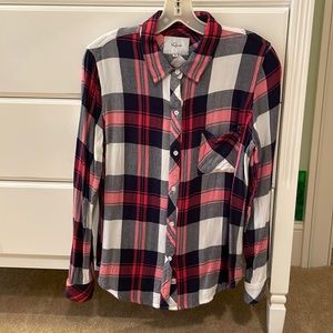 Rails Hunter, button down long sleeve shirt. White/indigo/blush plaid, size M.